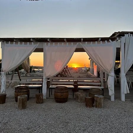 Hill Mobile منتزه العطل Ražanac